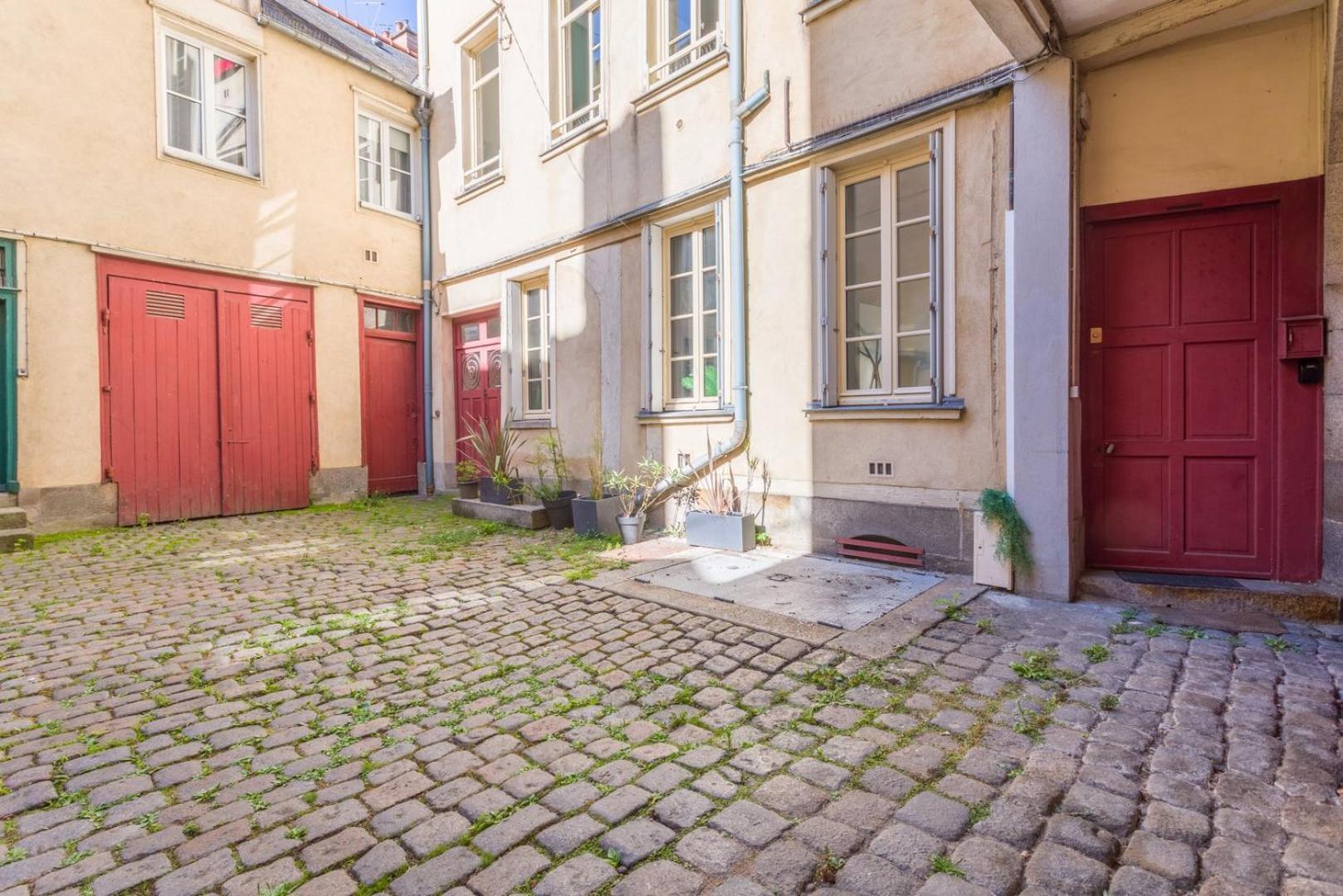 L'Escapade - Au Coeur Du Centre Historique Leilighet Rennes Eksteriør bilde